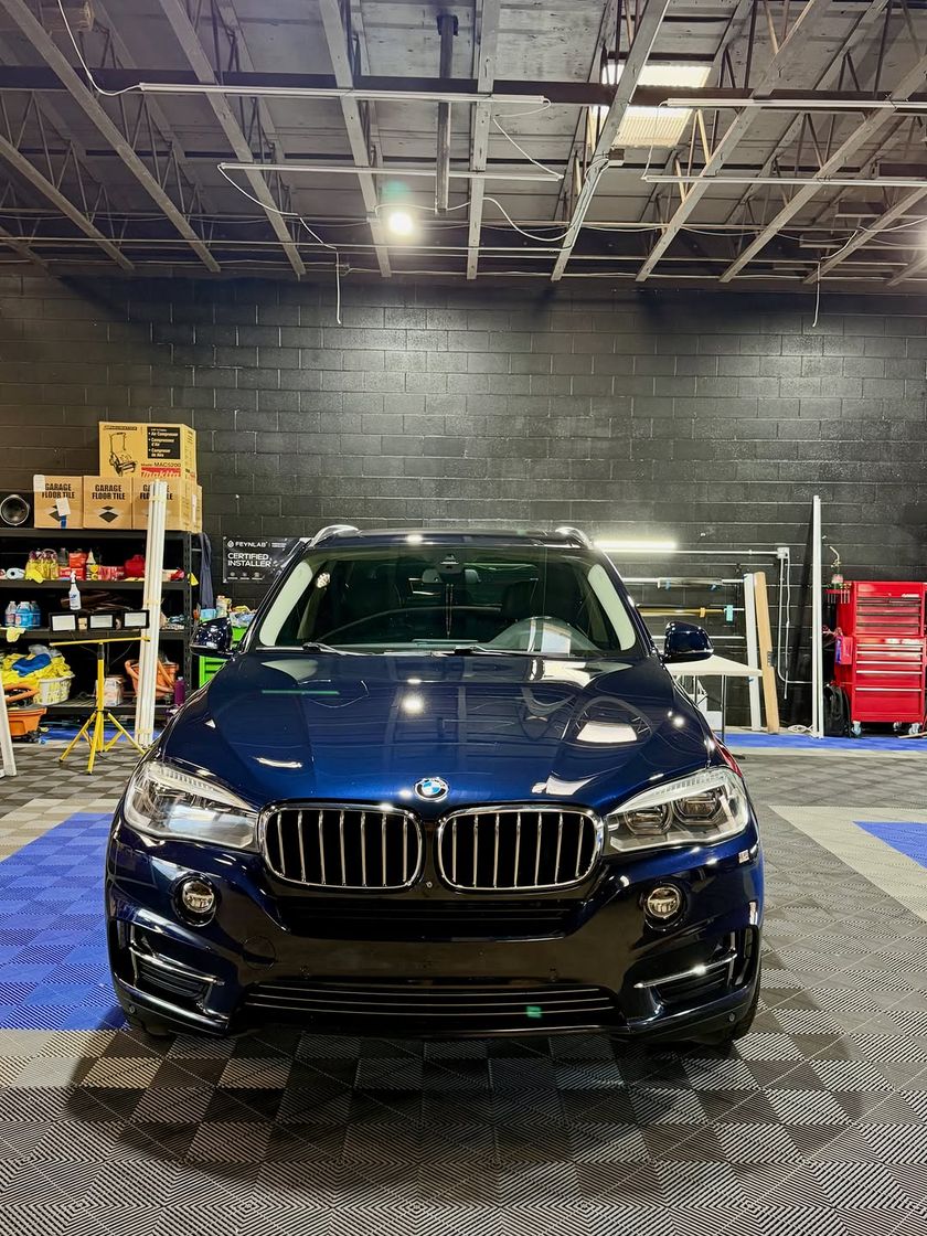 BMW X5 by Sheer Auto Styling, Santa Maria